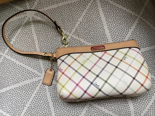 Portafoglio Coach Wristlet Peyton Pouch Tattersall Plaid Multicolore Firmato Nuovo senza etichette