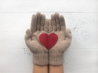GUANTES PARLANTES Hechos a Mano Mujeres Niños Beige CORAZÓN Rojo Corizon Coeur Foto 1 de 4