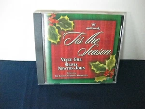 Tis The Season by Vince Gill & Olivia Newton-John CD 2000 Hallmark Xmas EUC - Picture 1 of 3