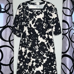 Banana republic silk mini dress puff sleeve - size XS GUC - Picture 1 of 16