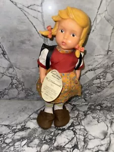 Souvenir Rosl Puppe - 12" M J Hummel Engel Puppe Vinyl Puppe mit Rucksack Germany - Bild 1 von 5