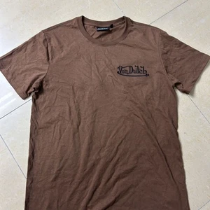 Von Dutch Shirt Mens Brown Embroidered Logo Graphic Casual Tee M - Picture 1 of 5