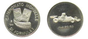 *TRIU* ITALIEN KLEINE MEDAILLE AGIP FERRARI MEISTERSCHAFT 1974 FORMEL 1 in Silber - Bild 1 von 1