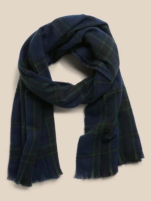 NEW Banana Republic Tartan Plaid Navy & Green Tartan Plaid Scarf - NWT!! Reg $50 - Image 1 of 1