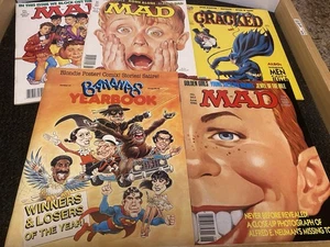 Bananas Magazine 1981 Yearbook Blondie Poster & (3) MAD MAGS & (1)CRACKED-BATMAN - Picture 1 of 20