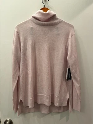 ¡NUEVO CON ETIQUETAS! Athleta GRANDE 100 % Cachemira Serenidad Cuello Alto Perla Rosa #351348 ($198) Foto 1 de 4