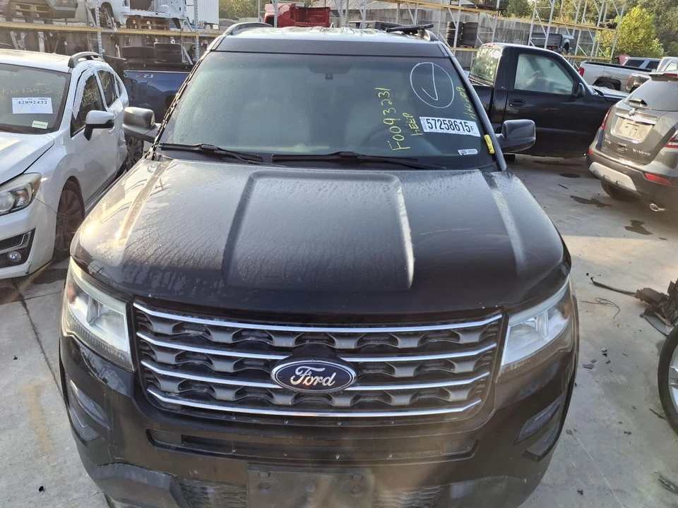 Used Front Right Seat Belt Front fits: 2016 Ford Explorer passenger retractor Fr - Image 1 of 4