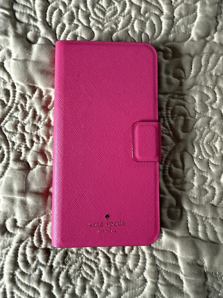 Funda tipo billetera rígida rosa Kate Spade para iPhone 7/8 Foto 1 de 3