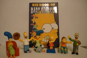 GROSSES BUCH VON BART SIMPSON COMIC SAMMLUNG BUCH & SECHS BURGER KING SPIELZEUG - Bild 1 von 24