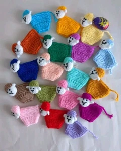 Brand New Easter Sheep, Lamb Creme Egg Cover x 1, Hand Knitted - Picture 1 of 7