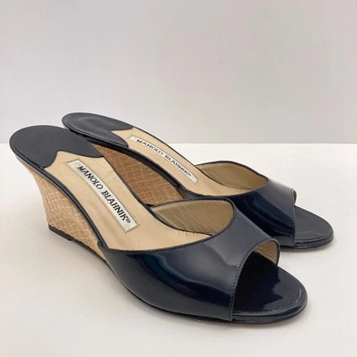 Manolo Blahnik Patent Leather Wedges Heels Sandals Navy EU 35 Womens 4.5 Narrow - Image 1 of 4