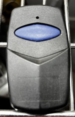 Stinger 390LMD21V Garage Door Opener Visor Remote - LiftMaster 61LM Compatible - Image 1 of 3