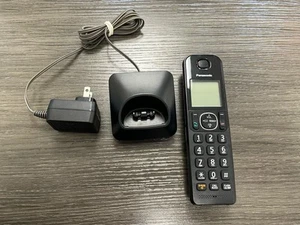 Panasonic KX-TGFA30 Testowana słuchawka robocza Telefon bezprzewodowy i podstawa ładowania PNLC1040 - Zdjęcie 1 z 5