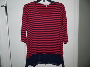 Mujer Junior's Red w / Navy Stripes Top Size Small Charming Charlie - Imagen 1 de 2