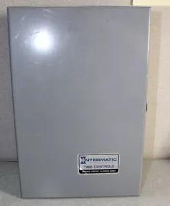 INTERMATIC T7401B Timer, 7 giorni, 4 poli lancio singolo, viene fornito con 10 tripper usati - Foto 1 di 7