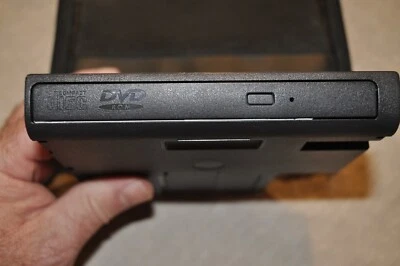 Dell 18THT-A00 8x DVD - 24x CD-ROM Drive for Dell Inspiron w/Case and 3.5 Floppy - Image 1 of 4