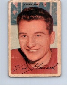 VINTAGE HOCKEY CARD PARKHURST 1953 VIC STASIUK DETROIT RED WINGS  NO124