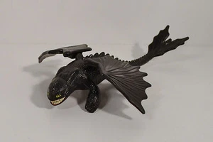 Figura de acción McDonald's Toothless Night Fury 2010 6" 7 Cómo entrenar a tu dragón - Imagen 1 de 6