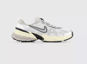 Nike V2K Run Trainers Summit Blanco Metálico Plateado Reino Unido 4 UE 37,5 RRP£110 T5 - Imagen 1 de 17