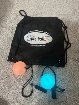 LED Spin - Kugeln verblassen durch 7 Farben - Glow Spinning leuchten Poi Kugeln - Bild 1 von 3