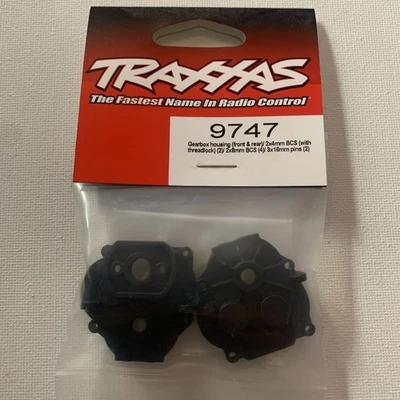 Traxxas Front/Rear Gearbox Housing 9747 NEW - Image 1 of 3