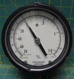 4 1/2" Ashcroft Duragauge Compound Gauge Lower 1/4 NPT Used - Picture 1 of 8