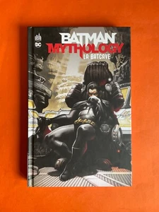 COMICS BATMAN MYTHOLOGY LA BATCAVE EO 2021 ED URBAN COMICS EXCELLENT ÉTAT - Imagen 1 de 2