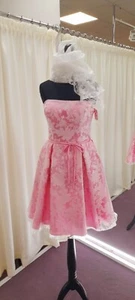 LUXUAR MAGIC NIGHTS BARBIE KLEID KURZ COCKTAILKLEID GR 34 PINK ROSA BLÜTEN STOLA - Picture 1 of 1