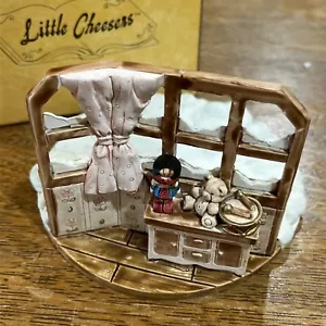 Ganz Little Cheesers 1991 Outdoor Scene Base Figur Snowy Window 05327 Neu in OVP - Bild 1 von 10