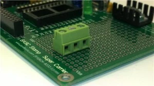 Terminal de 3 polos PCB 250 voltios 16 A placa de circuito impreso a través de soldadura de orificio  - Imagen 1 de 7
