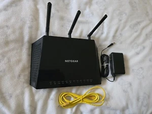 Netgear AC1750 R6400v2 Smart Dual Band Wi-Fi Router w/ Power Cord - Picture 1 of 4