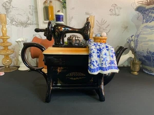 Paul Cardew - Infusion - Teapot -  Sewing Machine - 95 - Large (12x9") - Picture 1 of 20