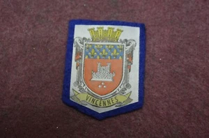 ANCIEN ÉCUSSON BISCOTTE GRECOIRE BLASON RÉGION PARIS VILLE VINCENNES CPA - Foto 1 di 1