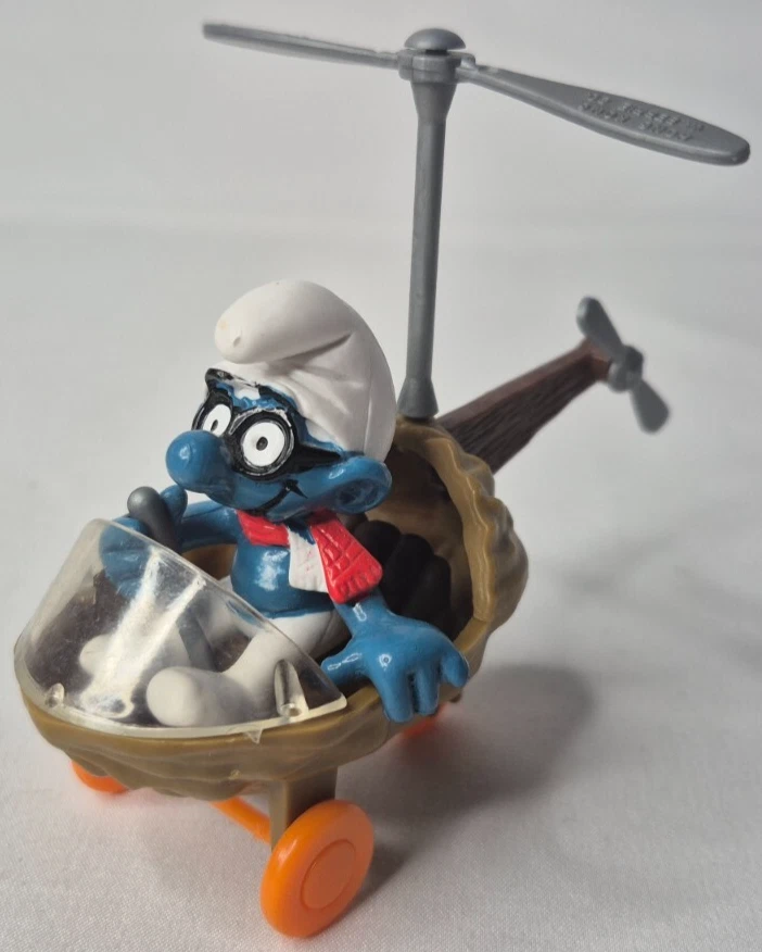 1983 Schleich Super Smurfs Figure 40233-Helicopter Smurf-Complete - Image 1 of 1
