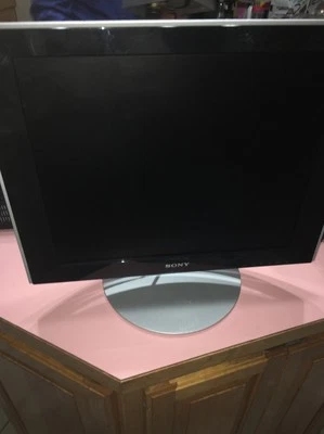 Sony SDM-HS93/H 19" LCD Monitor - Image 1 of 2