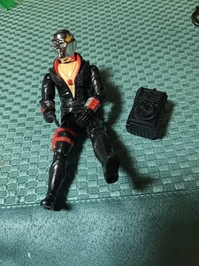1983 GIJOE WITHNSILVER FACE. GUN, BACKPACK BLACK AND RED TRIM - Picture 1 of 15