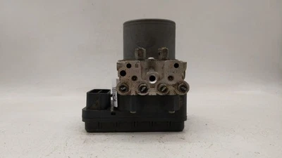 Módulo de control de bomba Abs Infiniti Q50 2016-2017 UCK26 Foto 1 de 4