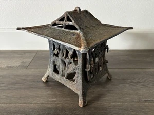 Antique Japanese Lantern Cast Iron Lantern Pagoda (Broken Hinge) - Picture 1 of 16