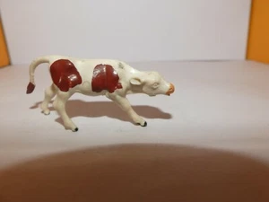 FIGURINE STARLUX FERME VEAU TETE EN AVANT TACHES MARRON - Picture 1 of 2