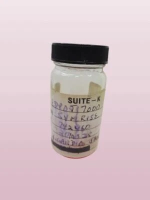 LE LABO JAZMÍN 17 ACEITE EAU DE PARFUM 0,9 OZ (LOTE #2010328) Foto 1 de 3