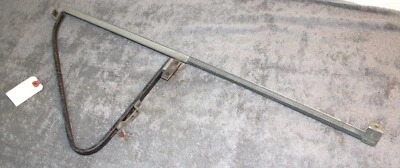 Ford Mainline Customline Crestliner 1952 nuevo marco de ventana de ventilación de puerta derecha - barra Foto 1 de 4