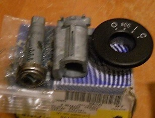 Cilindro de bloqueo de encendido Chevrolet Malibu 2004-12 nuevo de lote Foto 1 de 1