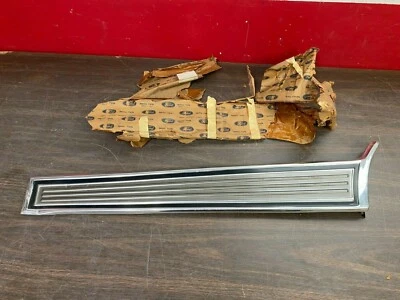 Ford Gran Torino 1972 1973 cuarto derecho panel moldura nuevo Ford 1221 Foto 1 de 4