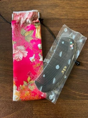 New Chongqing Carpenter Sandalwood Comb Set Floral Inlay w/ Silk Pouch & Box - Image 1 of 4
