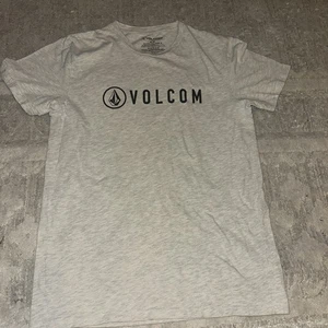 VOLCOM T-shirt uomo grafica media cotone bianco  - Foto 1 di 4