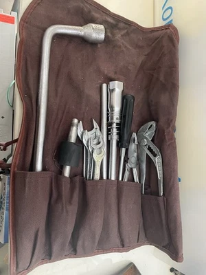 Mercedes Benz Bordwerkzeug w123 w124 w126 w107 sl w116 w115 w114 w201 w113 - Bild 1 von 4