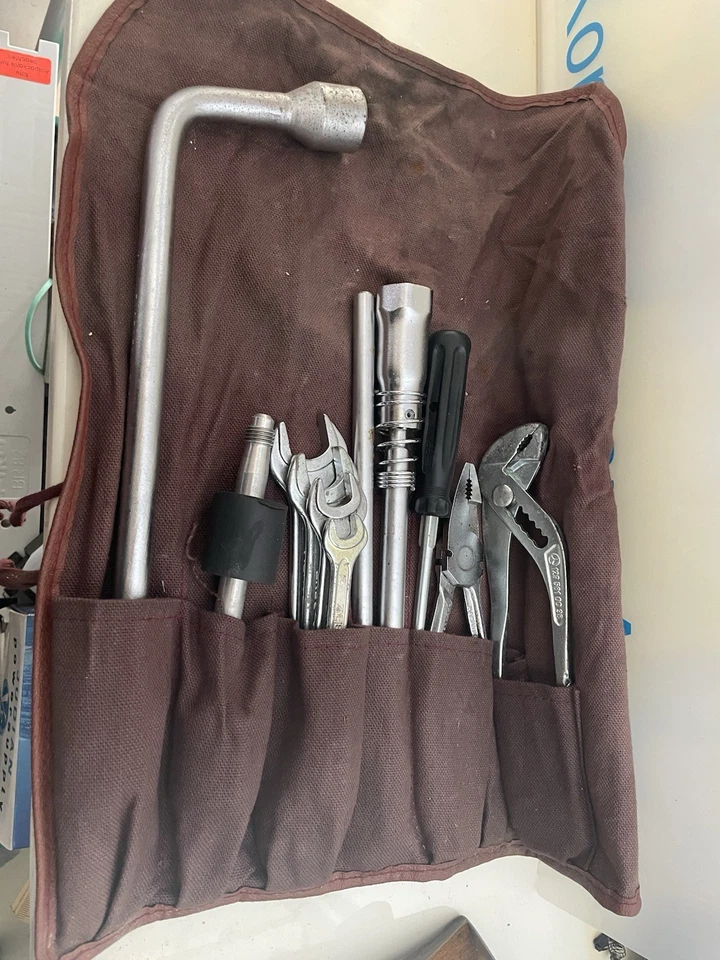 Mercedes Benz Bordwerkzeug w123 w124 w126 w107 sl w116 w115 w114 w201 w113 - Bild 1 von 4