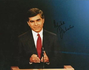 Michael Dukakis REAL SIGNED Photo #1 COA Democrat President Nominee Governor - Picture 1 of 2