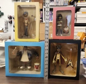 Figura de vinilo Kidrobot x Gorillaz CMYK conjunto completo fideos Russell Hobbs 2D Murdoc - Imagen 1 de 24