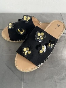 Ladies Slider Sandals Size 7 - Picture 1 of 4